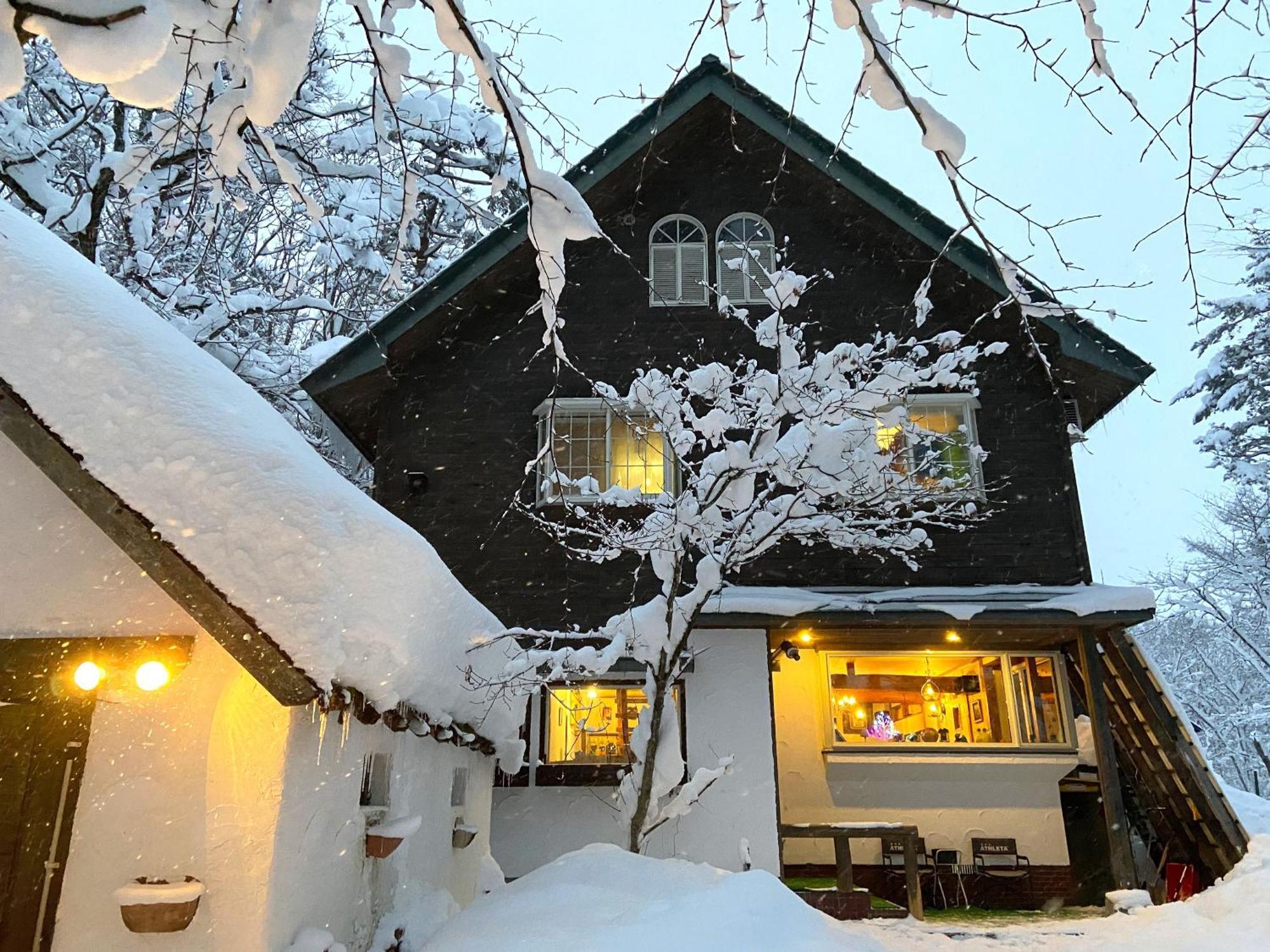 Pension Razteca Hakuba Exterior photo