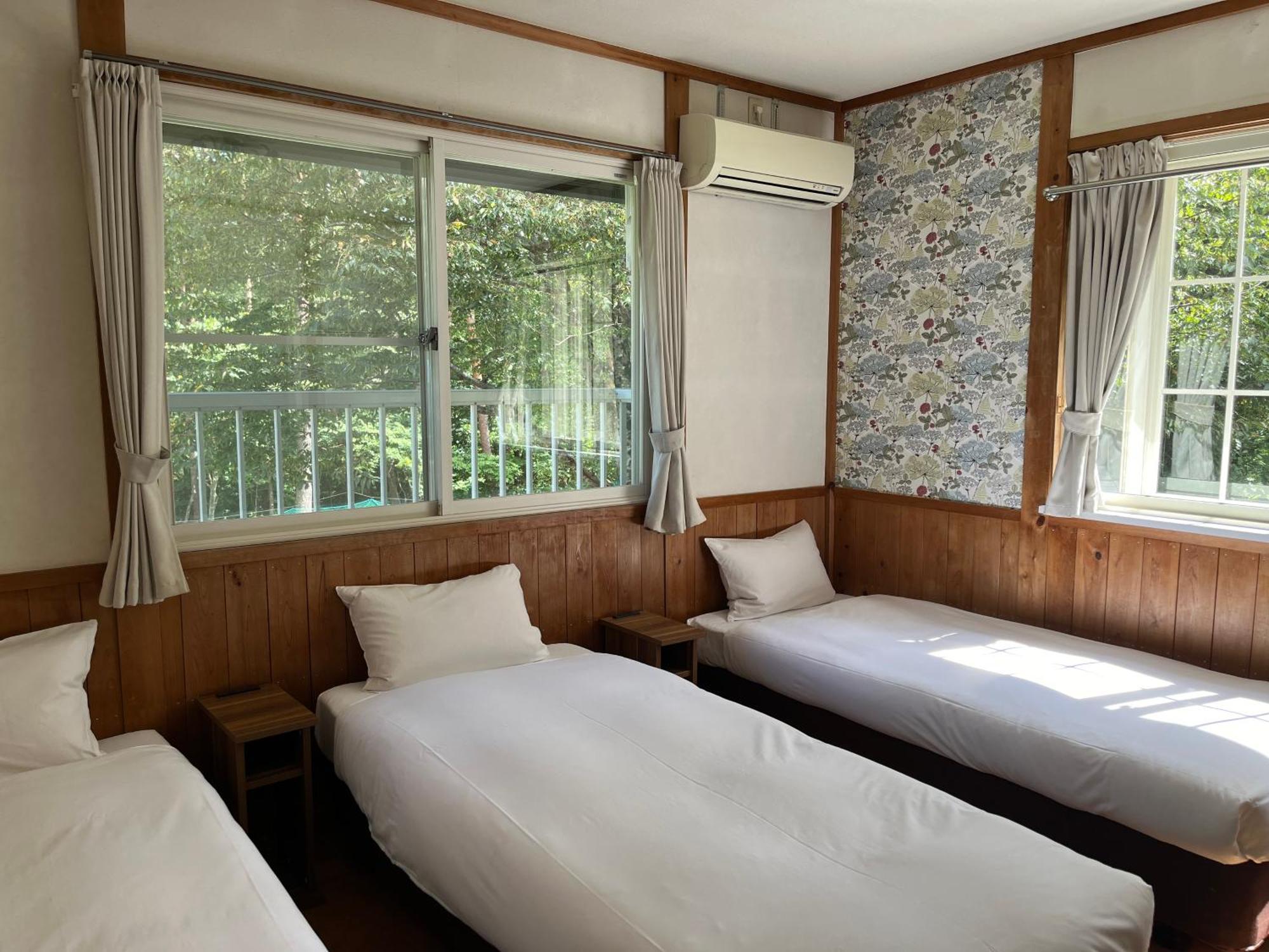 Pension Razteca Hakuba Exterior photo