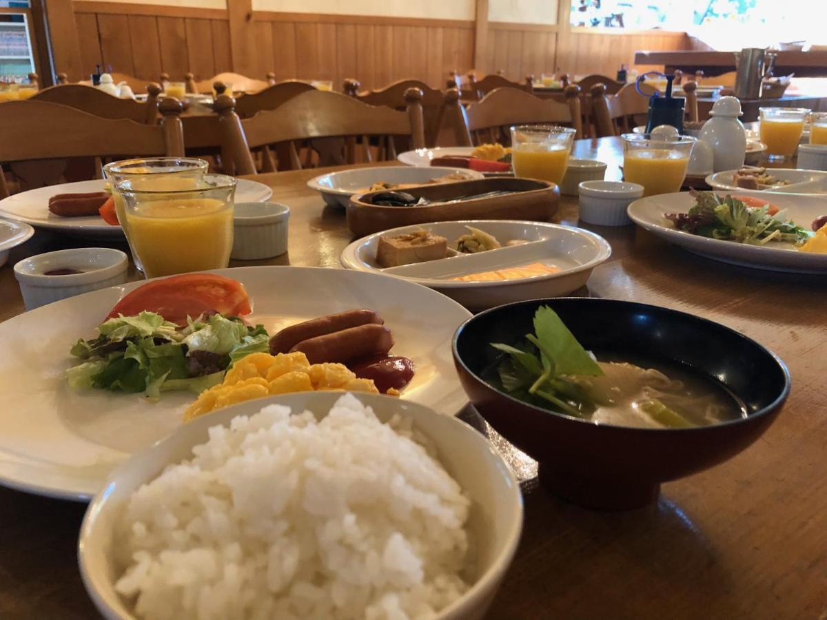 Pension Razteca Hakuba Exterior photo